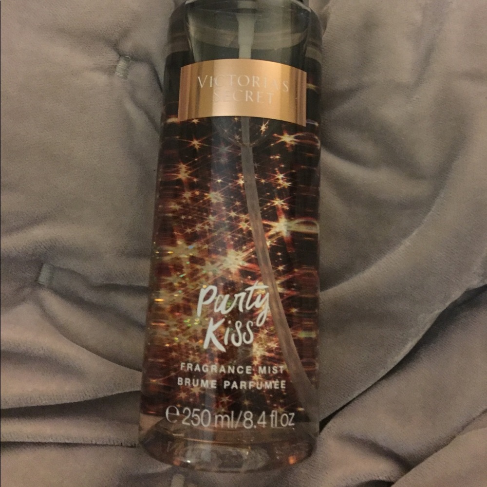 BNWT VS BODY SPRAY